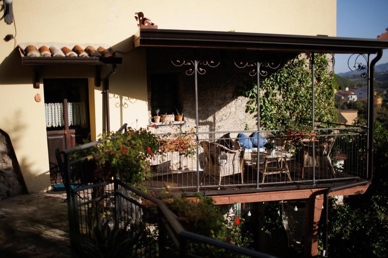 B&B La Voce Del Fiume Dimora Storica Di Charme Brienza Luaran gambar
